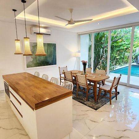 Villa Vana, Sitara Villa Group Seminyak Exterior foto